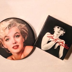 MAC RARE MARILYN MONROE EYESHADOW AND MIRROR